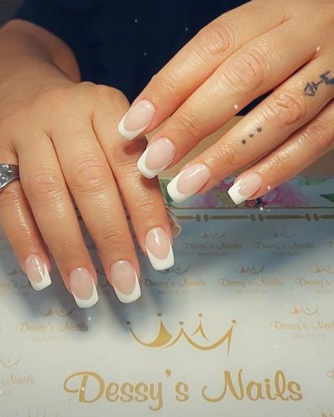 Dessy's Nails Περιποίηση άκρων