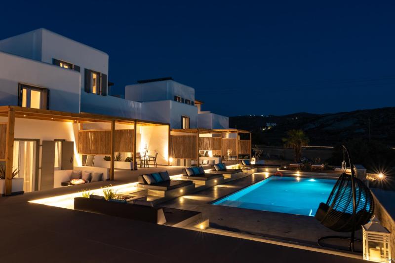 Papadopoulos Bros - Είδη εξοχής - Άνοιξη