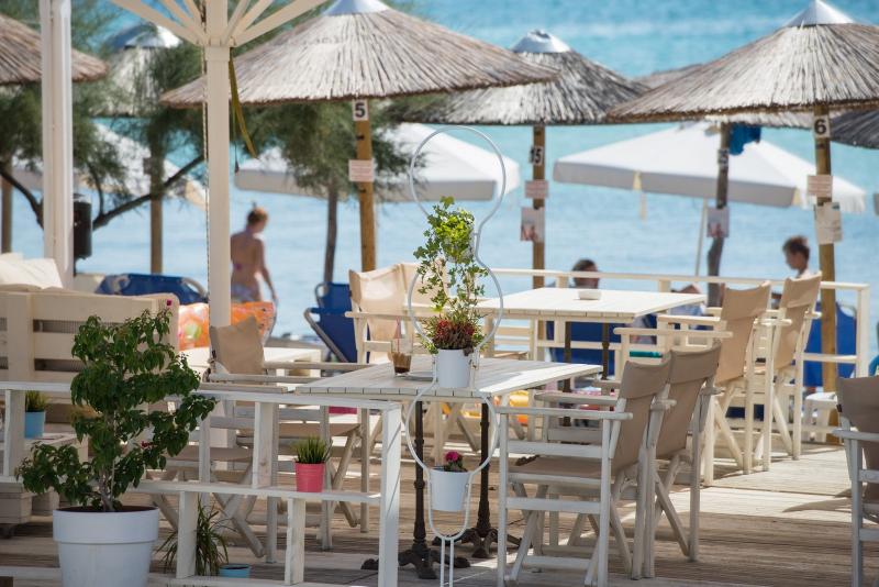 Assano Seafront Luxury - Ξενοδοχείο Εστιατόριο - Νικήτη