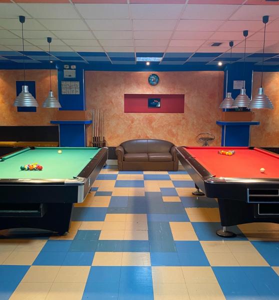 Blue Red Bowling Club - Bowling - Άγιος Δημήτριος