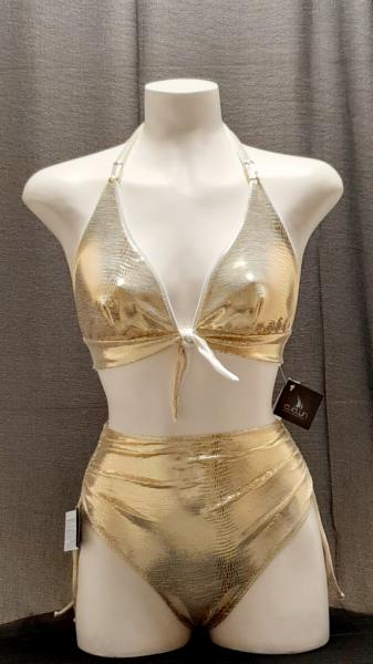 Evelyn's fashion