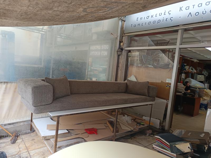 Ειδική Κατασκευη μαξιλαριών για χτιστό καναπέ