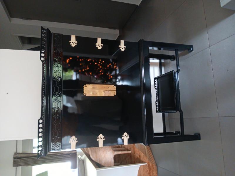 Λακα μαυρη γυαλιστερή