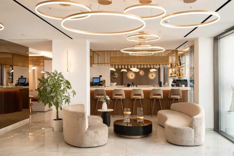 Μαρής Εμμανουήλ Ε. - Ταπετσαρίες επίπλων - Ηράκλειο