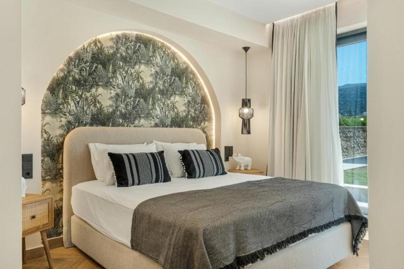 Μαρής Εμμανουήλ Ε. - Ταπετσαρίες επίπλων - Ηράκλειο