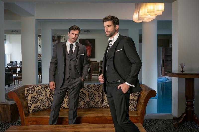 Status Fashion Κατάστημα ανδρικών ενδυμάτων