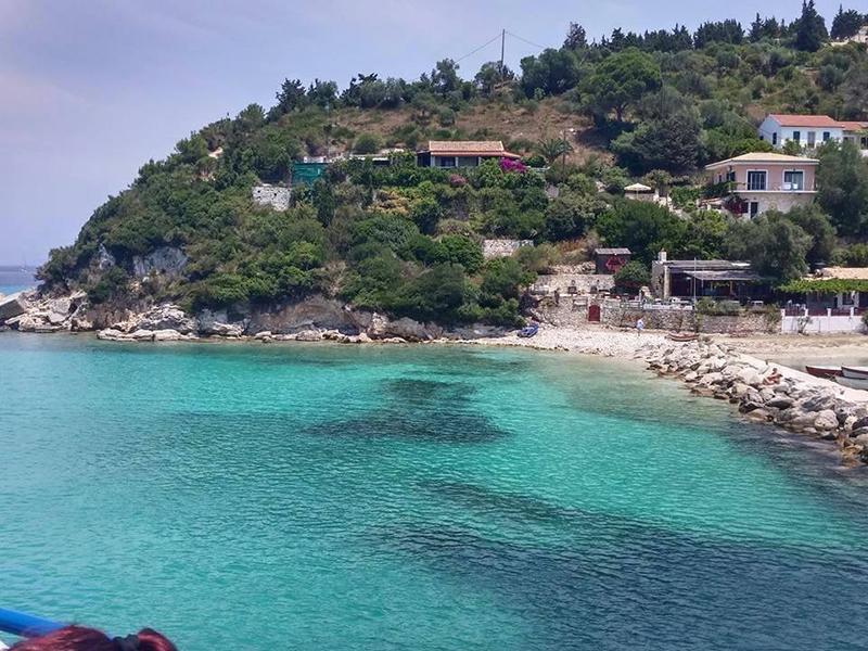 Vicky F2 Κρουαζιέρες