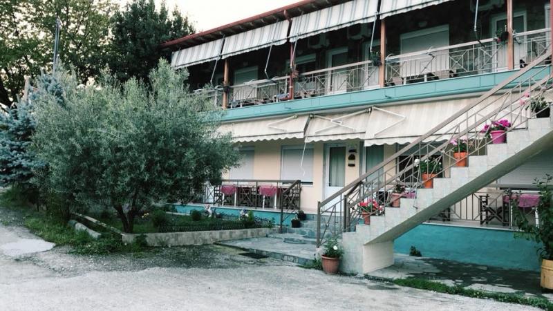 Guest House Adonis Παραδοσιακός ξενώνας