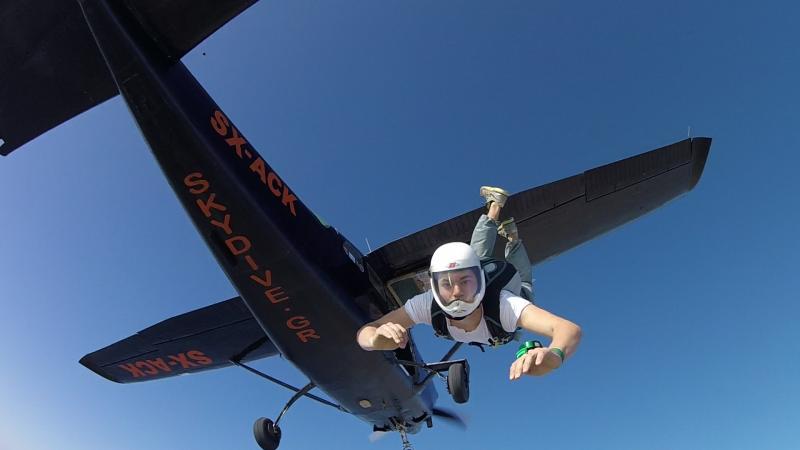 Skydive Greece - Σχολή αλεξιπτωτιστών - Μέγαρα