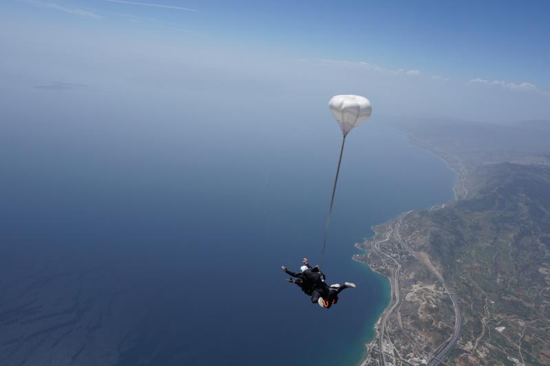 Skydive Greece - Σχολή αλεξιπτωτιστών - Μέγαρα