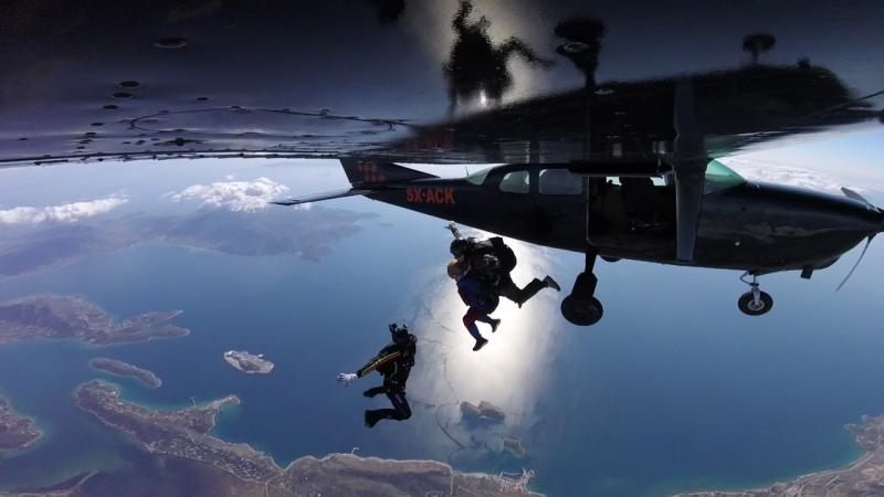 Skydive Greece - Σχολή αλεξιπτωτιστών - Μέγαρα
