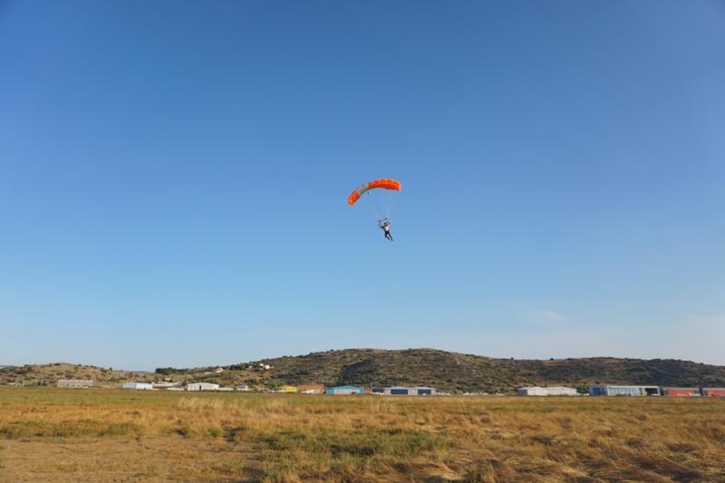 Skydive Greece - Σχολή αλεξιπτωτιστών - Μέγαρα