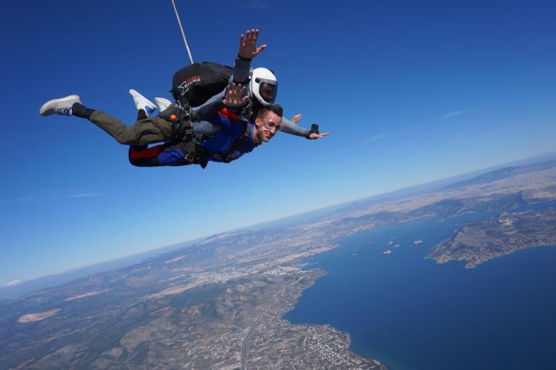 Skydive Greece - Σχολή αλεξιπτωτιστών - Μέγαρα