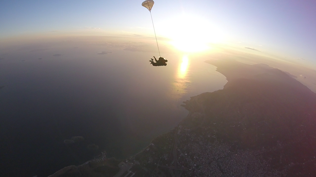 Skydive Greece - Σχολή αλεξιπτωτιστών - Μέγαρα