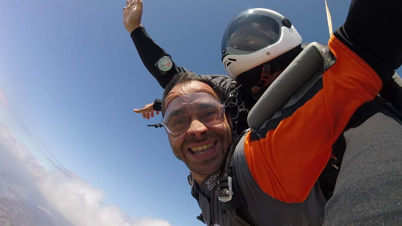 Skydive Greece - Σχολή αλεξιπτωτιστών - Μέγαρα