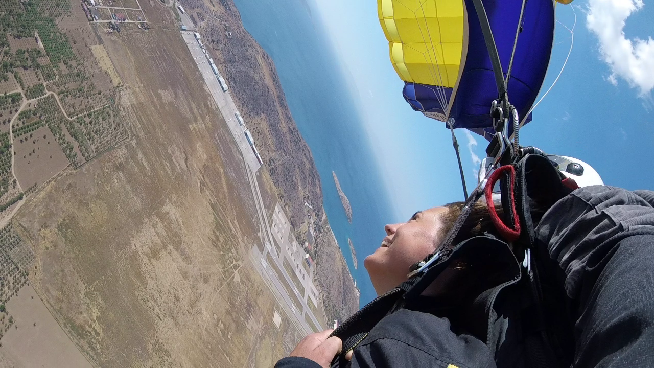 Skydive Greece - Σχολή αλεξιπτωτιστών - Μέγαρα