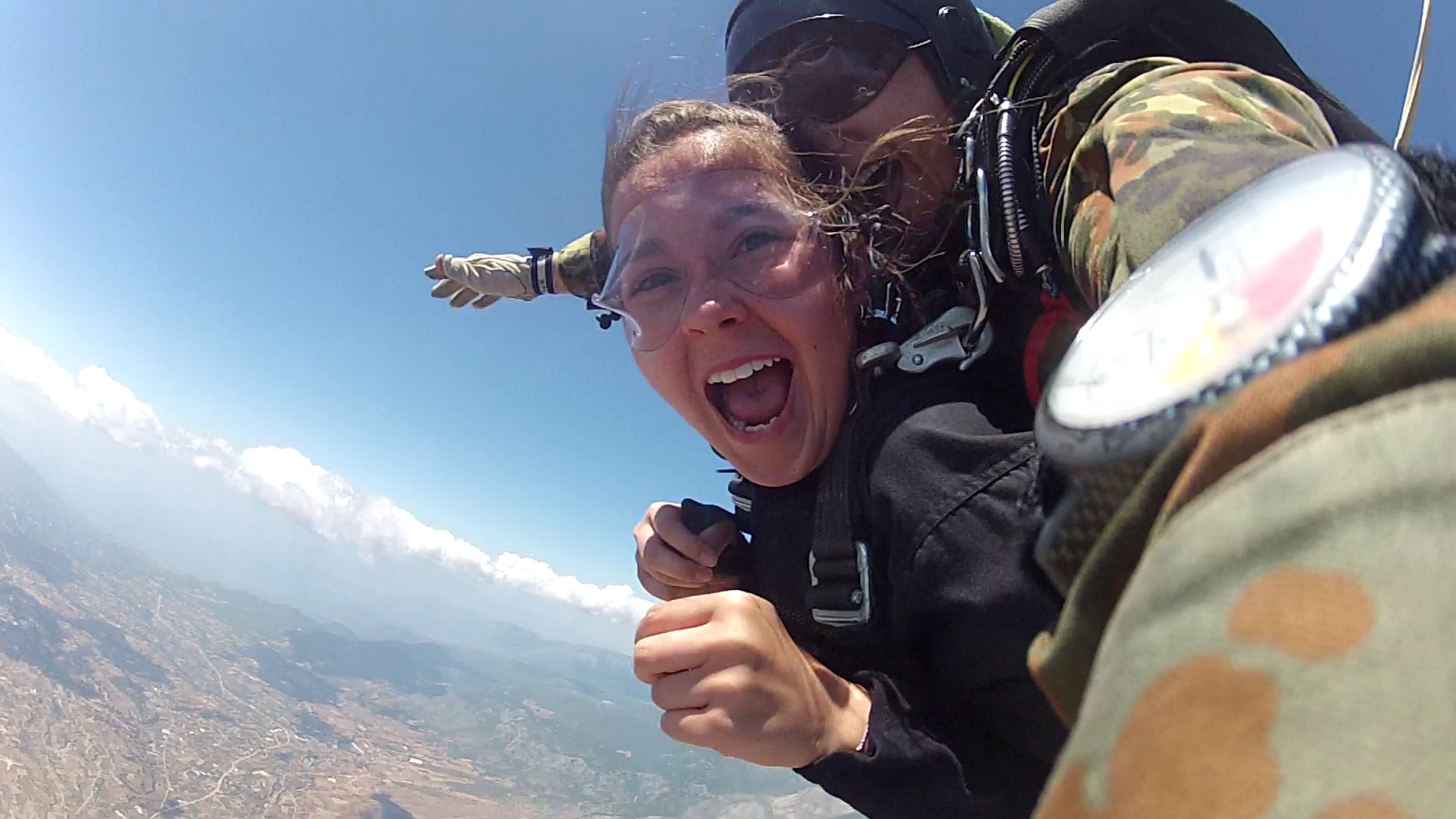 Skydive Greece - Σχολή αλεξιπτωτιστών - Μέγαρα