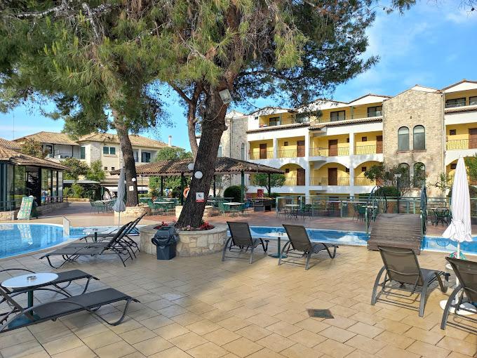 Lesse Hotel Ξενοδοχείο