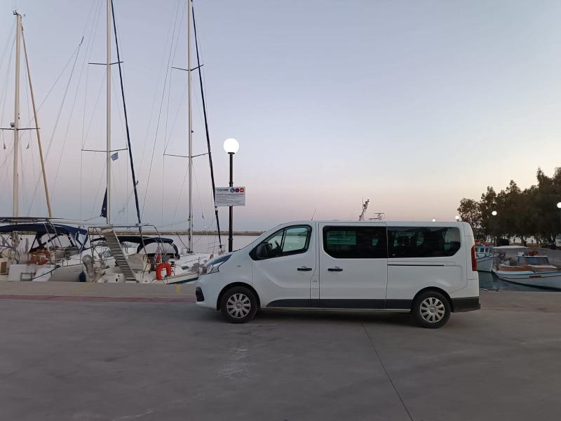 Κουφός Γιάννης Ταξί - Τουριστικά Λεωφορεία - Τουριστικό λεωφορείο - Κάρυστος