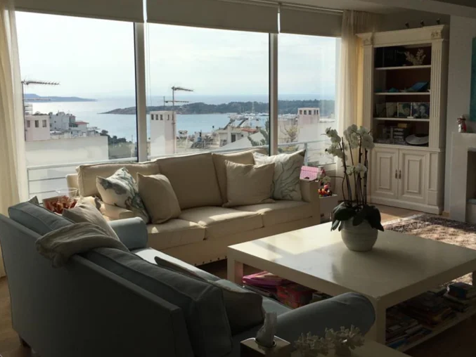 Loft Real Estate Μεσιτικό γραφείο