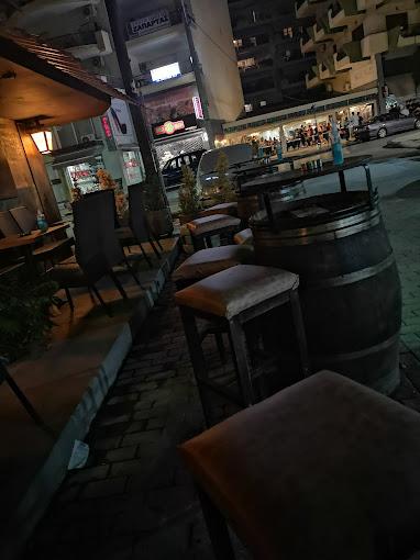 ΕΥΟΣΜΟΣ Pirates Rock Bar