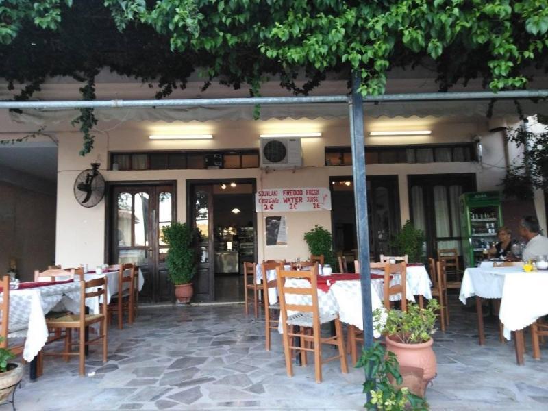 Komvos Restaurant - Ταβέρνα - Παλαιά Επιδαύρος
