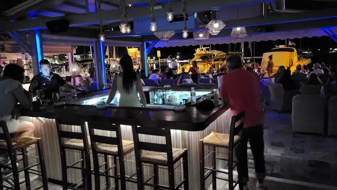 Blue Boat Cafe Cocktail Bar