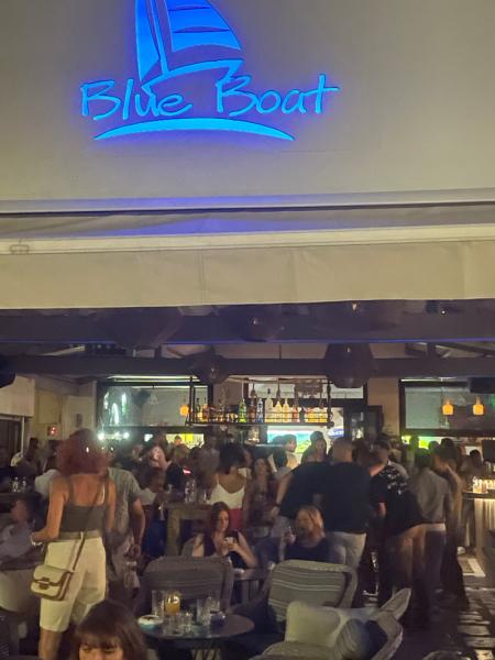 Blue Boat - Cafe Cocktail Bar - Πυθαγόρειο