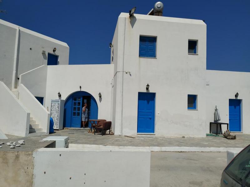 Papikinou Studio - Ενοικιαζόμενα δωμάτια - Μήλος