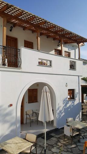 Okeanis Studios Αnd Apartments