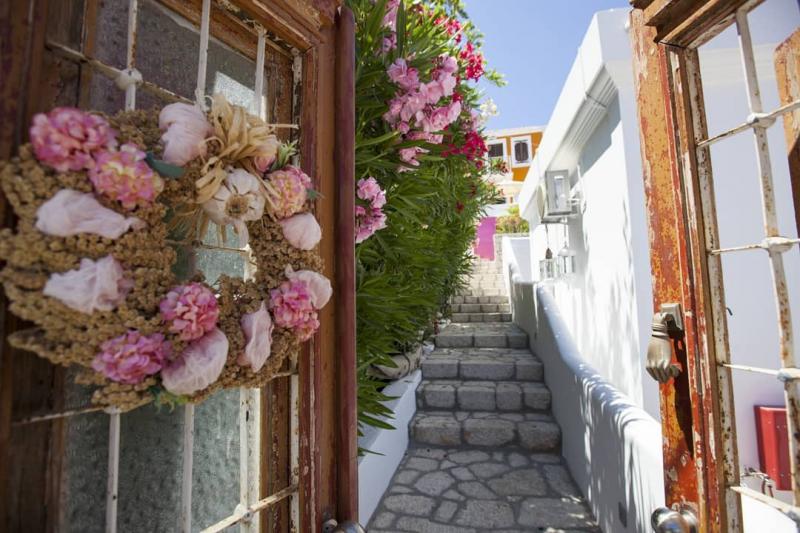 Aquarella Apartments - Ενοικιαζόμενα δωμάτια - Χάλκη