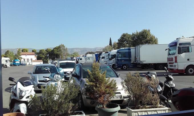 Parking Γιακουμάτου Parking