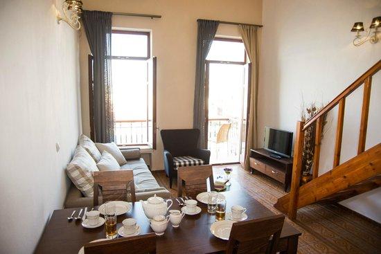 Porto Enetiko Suites - Σουίτες - Ρέθυμνο