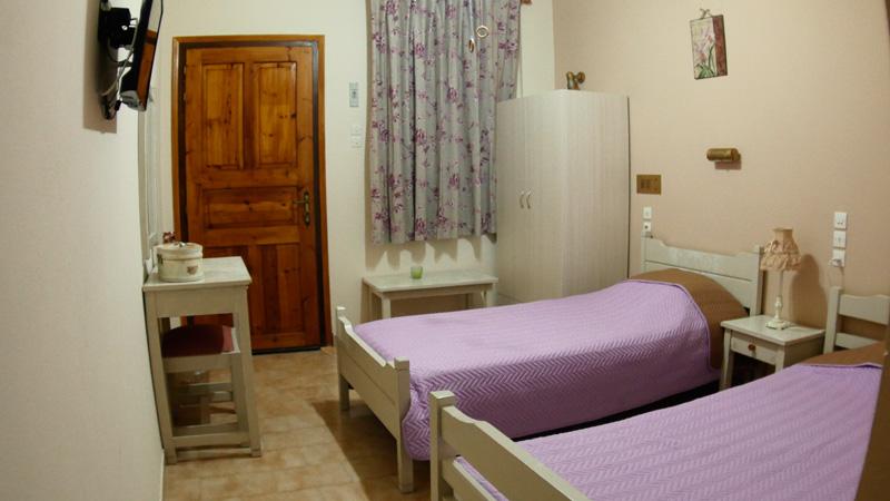 Filia Holidays - Ενοικιαζόμενα δωμάτια διαμερίσματα studios - Τυμπάκι