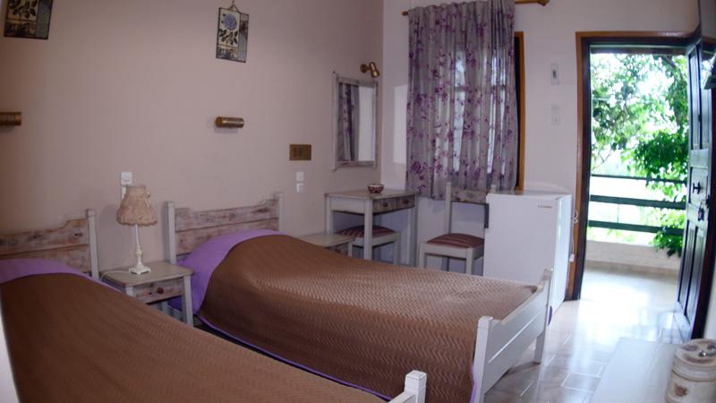Filia Holidays - Ενοικιαζόμενα δωμάτια διαμερίσματα studios - Τυμπάκι