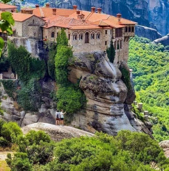 Tsanas Travel Γραφείο τουρισμού