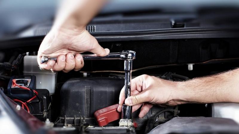 Βλαβιανός Service Συνεργείο αυτοκινήτων Φανοποιείο Ανταλλακτικά