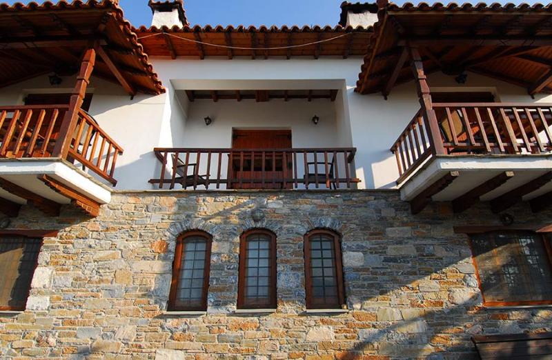 Guesthouse Apanemia Ξενώνας