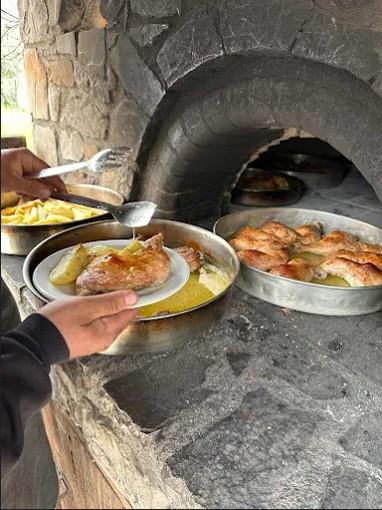 Εστιατόριο Ταβέρνα Άρμι, Μάλια