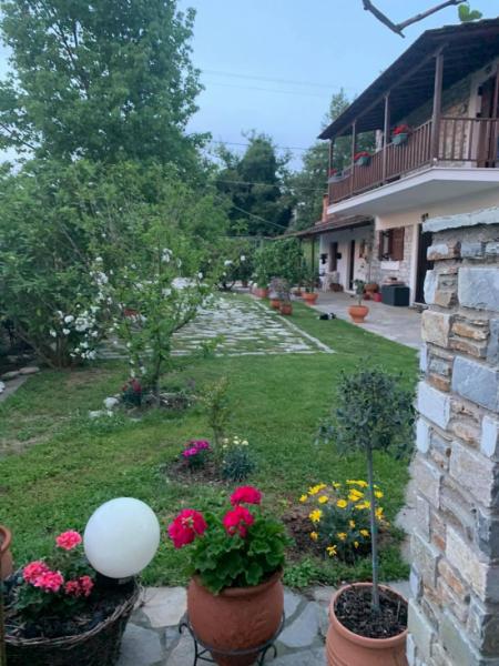 Ενοικιαζόμενα δωμάτια Μηλίνα Naiada Milina Apartments