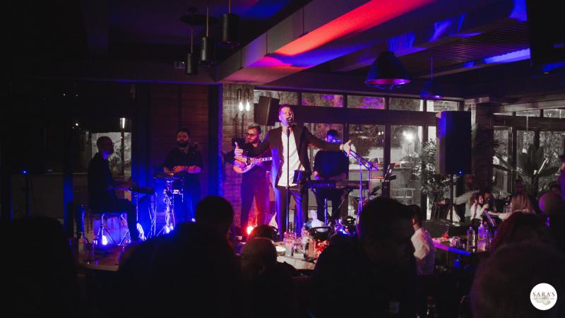 SARA'S Καφέ Bar Εστιατόριο