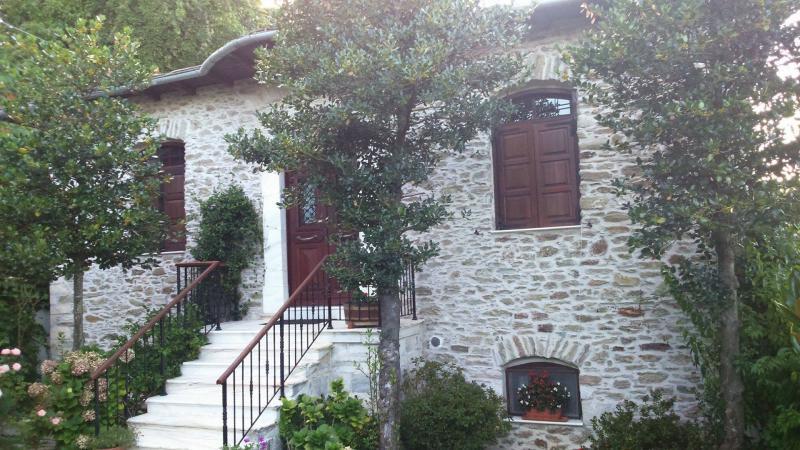 Αγκωνάρι - Ενοικιαζόμενα studios διαμερίσματα - Μούρεσι