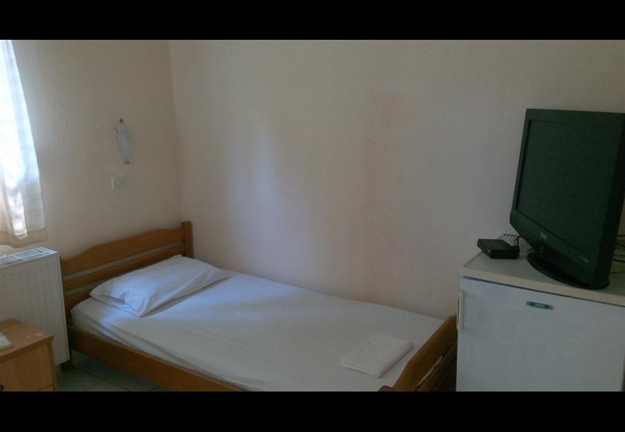 afbc84b6-e2d9-4e36-80ac-149edb0d4378