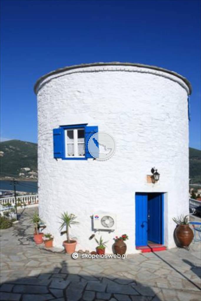 balalaswindmillgreece_18
