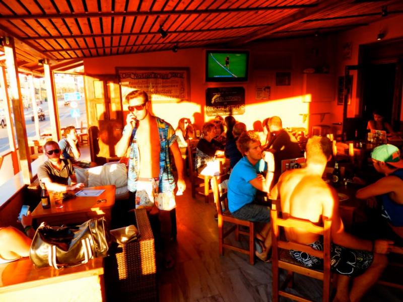 Fun Pub Καφέ Bar Εστιατόριο