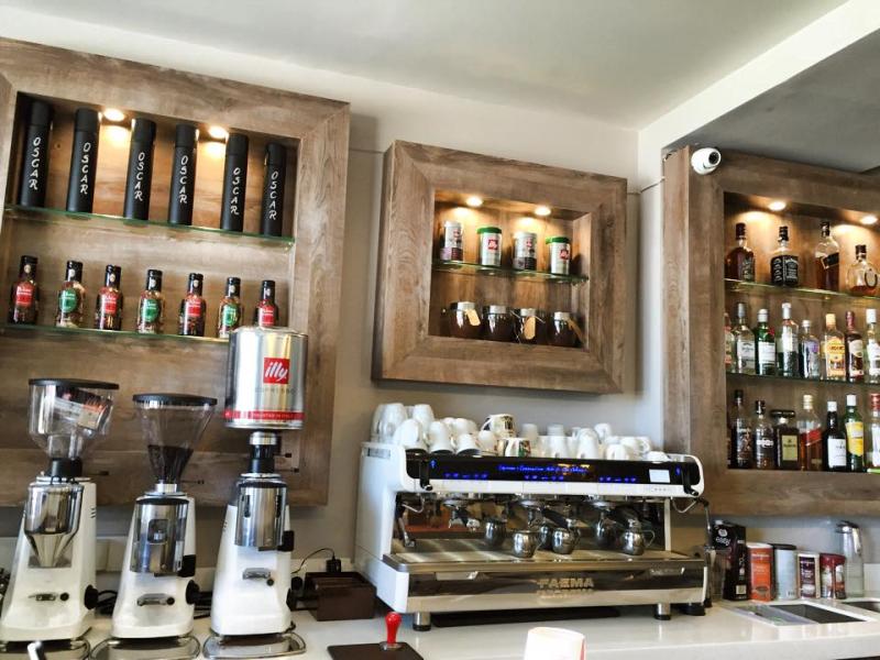 Oscar Cafe - Restaurant - Cafe Bar Restaurant - Ωρωπός