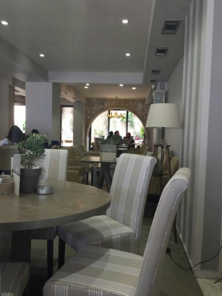 Oscar Cafe - Restaurant - Cafe Bar Restaurant - Ωρωπός
