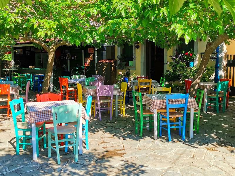 Ταβέρνα Ο Σώζος, Μύρινα