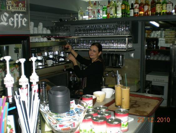 Χάντρες - Καφέ Bar - Λάρισα