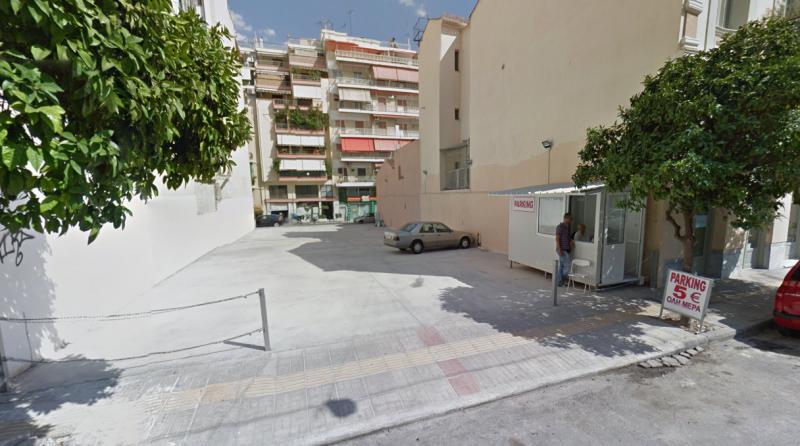 Δρακουλινάκος - Parking - Πειραιάς